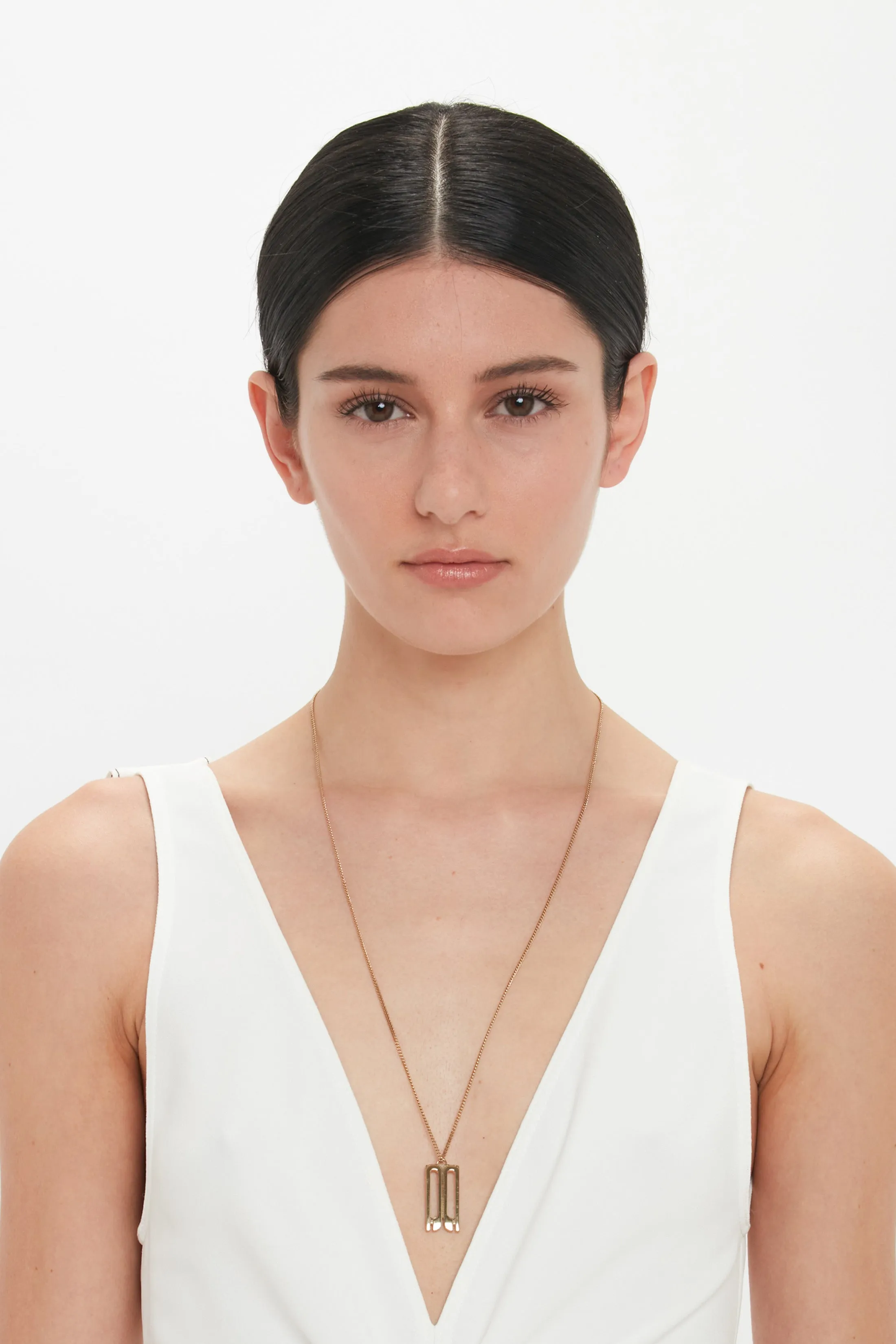 Frame Necklace In Gold Victoria Beckham