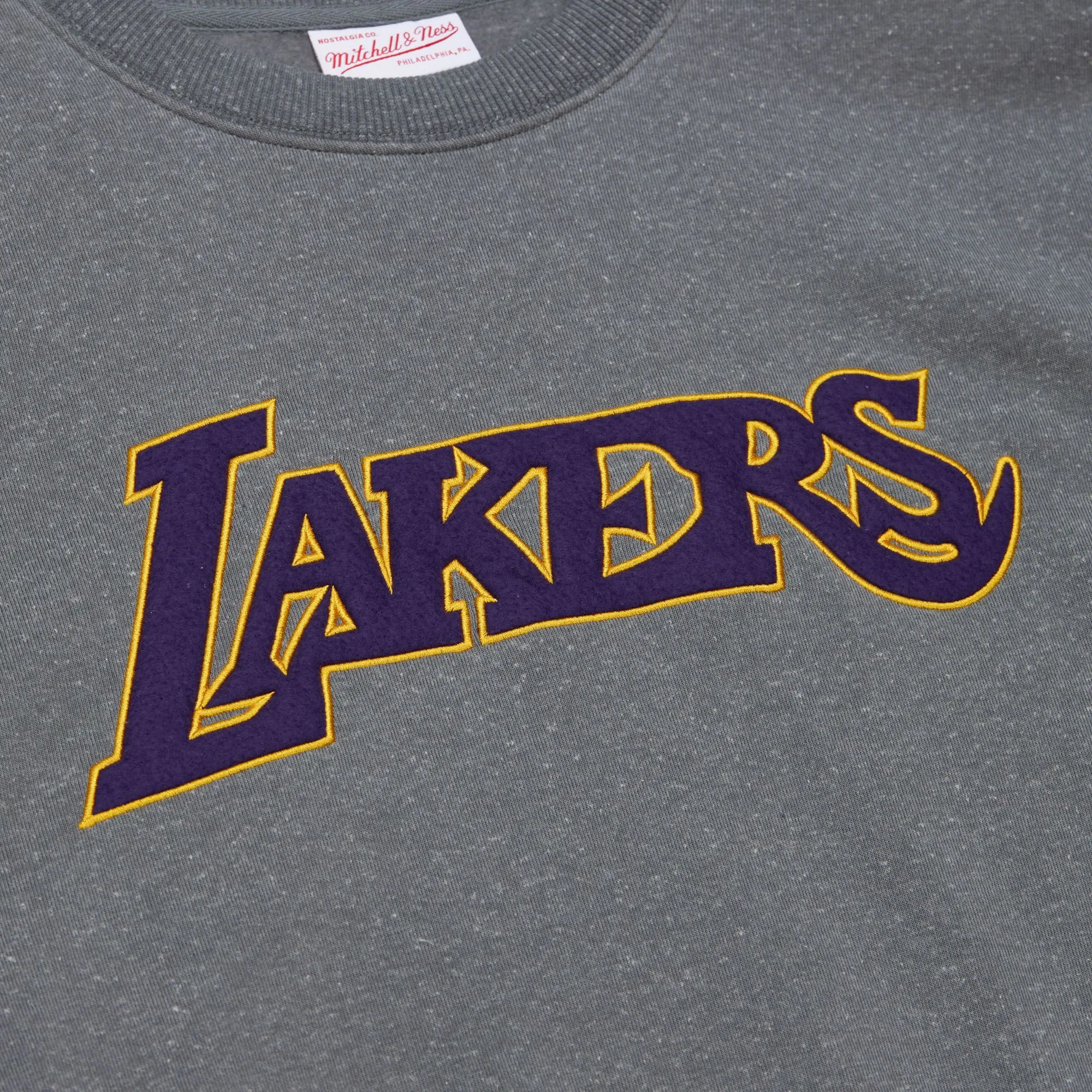 Lakers NBA Snow Washed Fleece Crew Vintage Logo