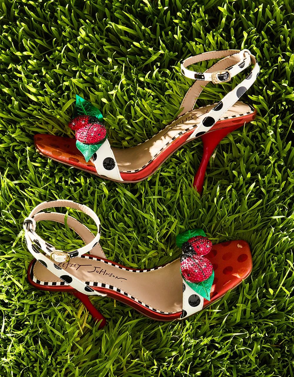 LOLLA RED WHITE MULTI Betsey Johnson