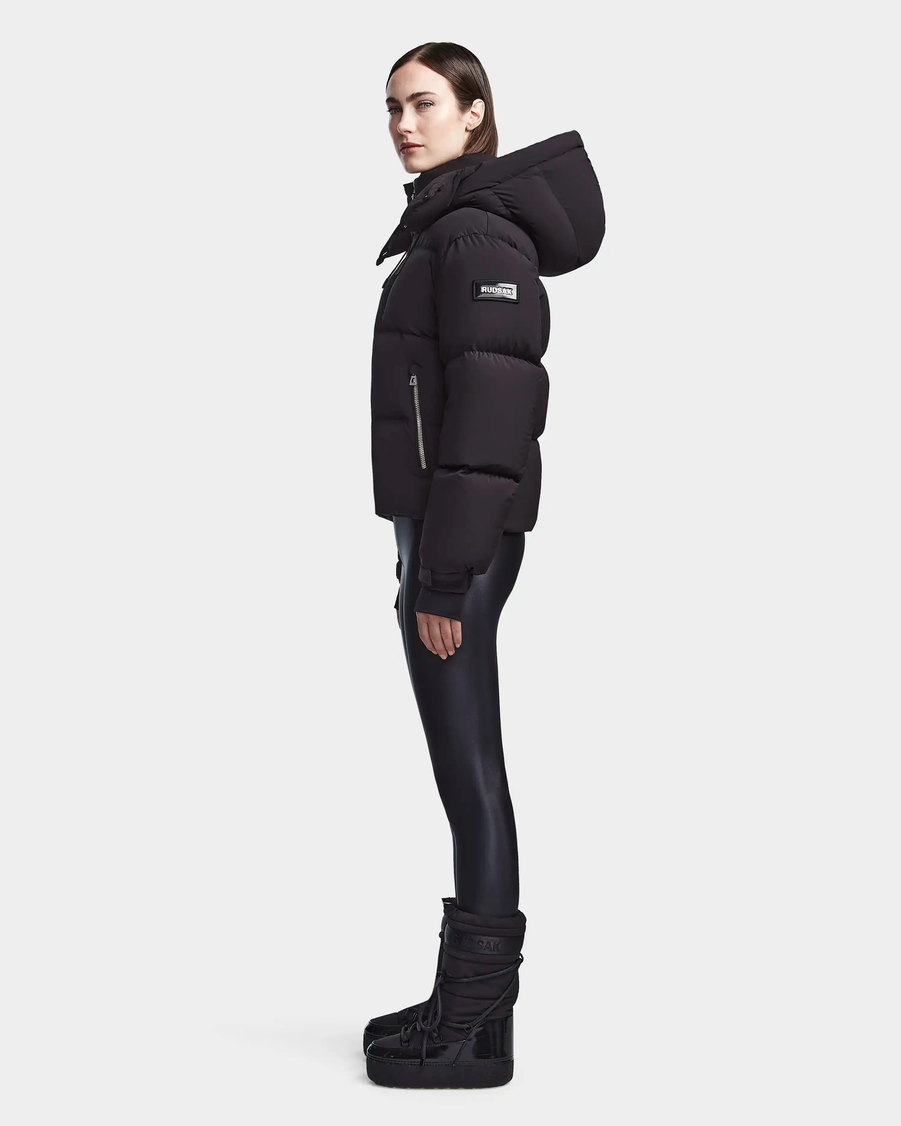 MAVE M WOMEN'S MATTE DOWN PUFFER WITH HOOD