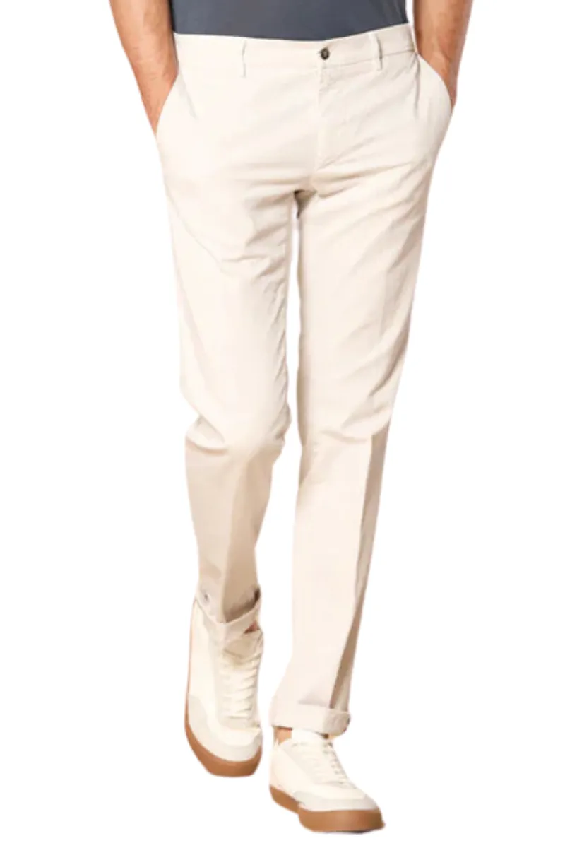New York Chinos