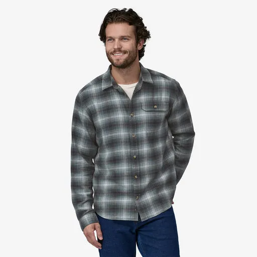Patagonia Men's Long-Sleeved Cotton in Conversion Lightweight Fjord Flannel Shirt - Avant: Nouveau Green