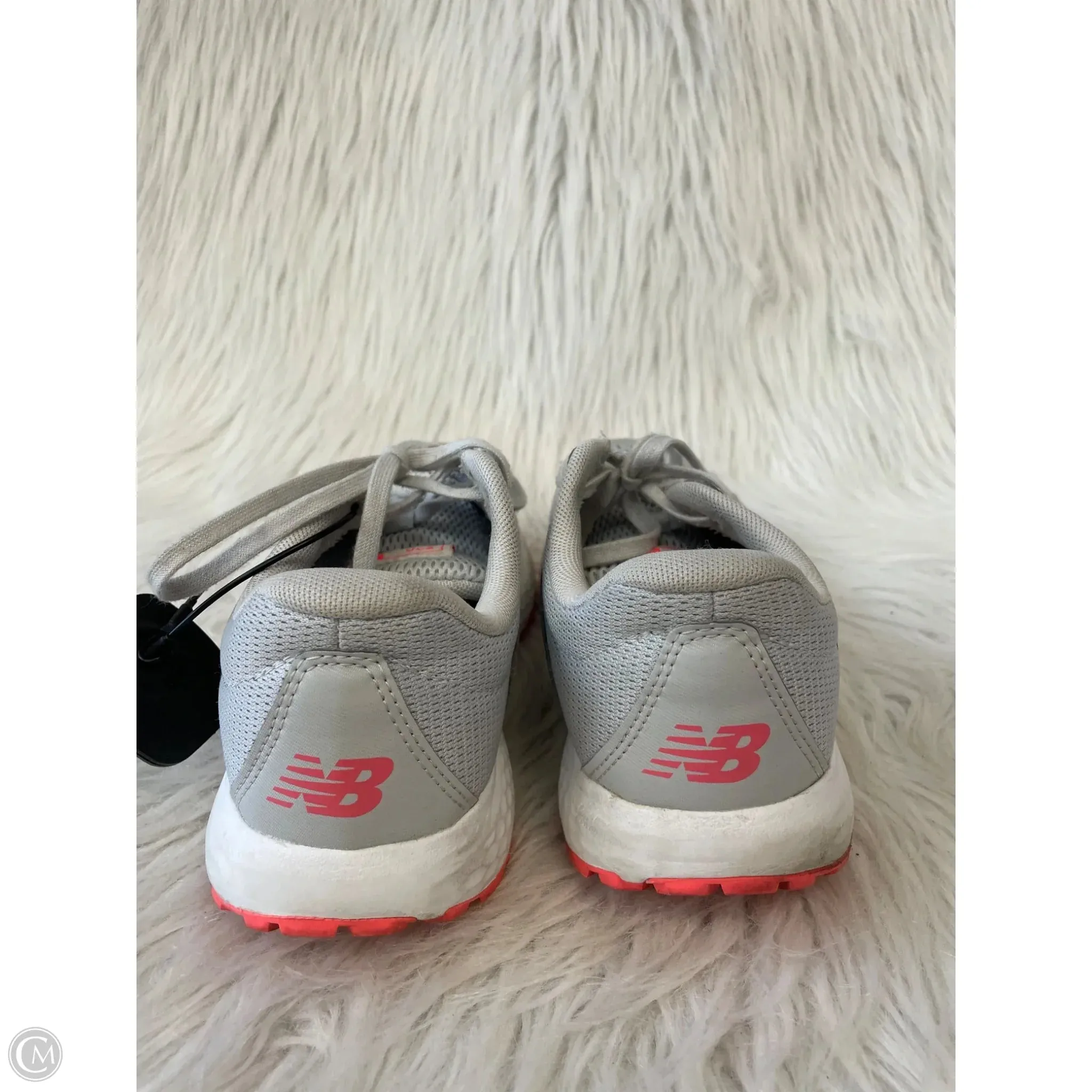 Shoes Athletic By New Balance In Grey & Pink, Size: 7