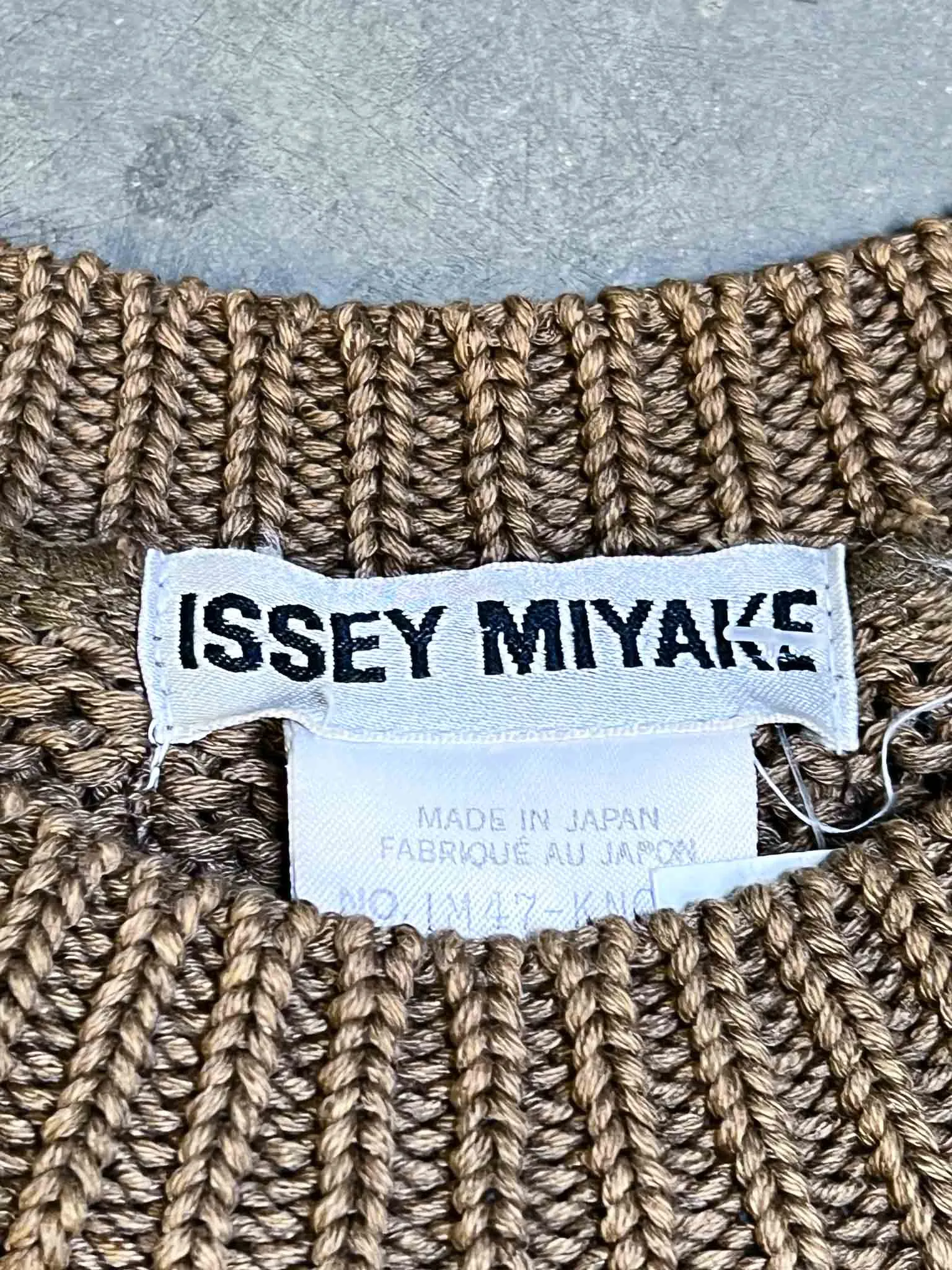 Size M | Issey Miyake Vintage Fringing Knit Top